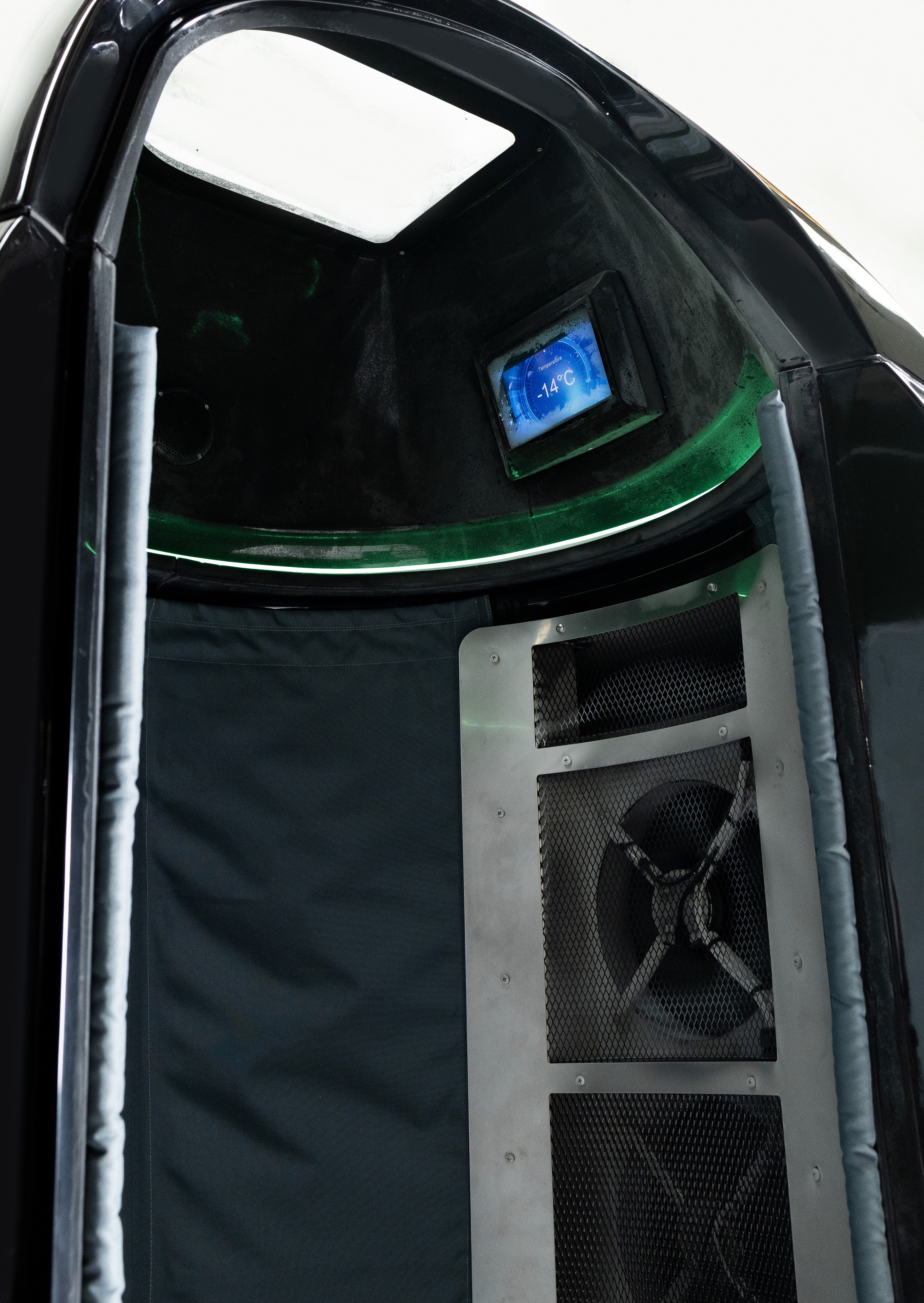 CryoStar Antarctica Whole Body Electric Cryotherapy Chamber