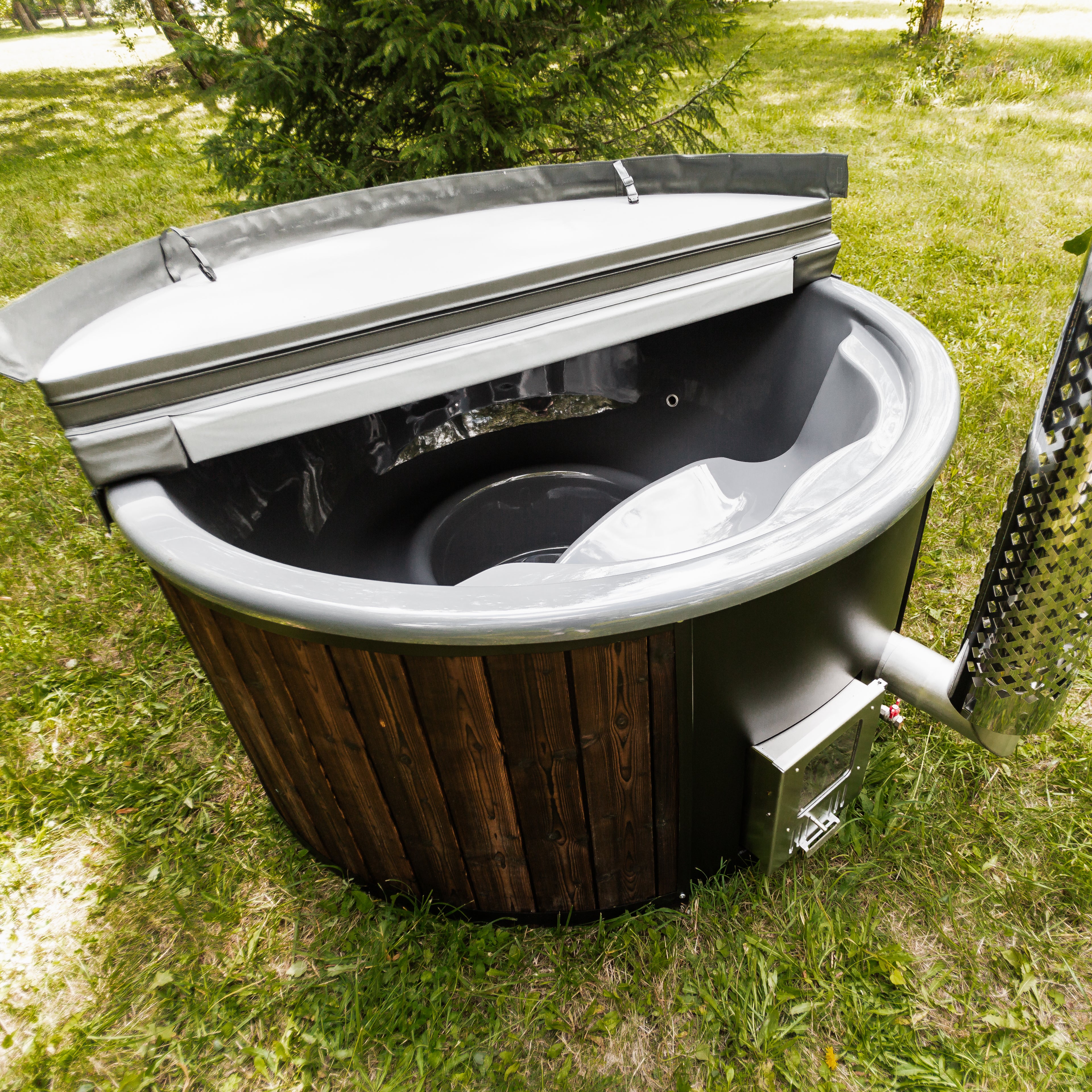 Mande Spa USA MWT4 Wood-Fired Hot Tub