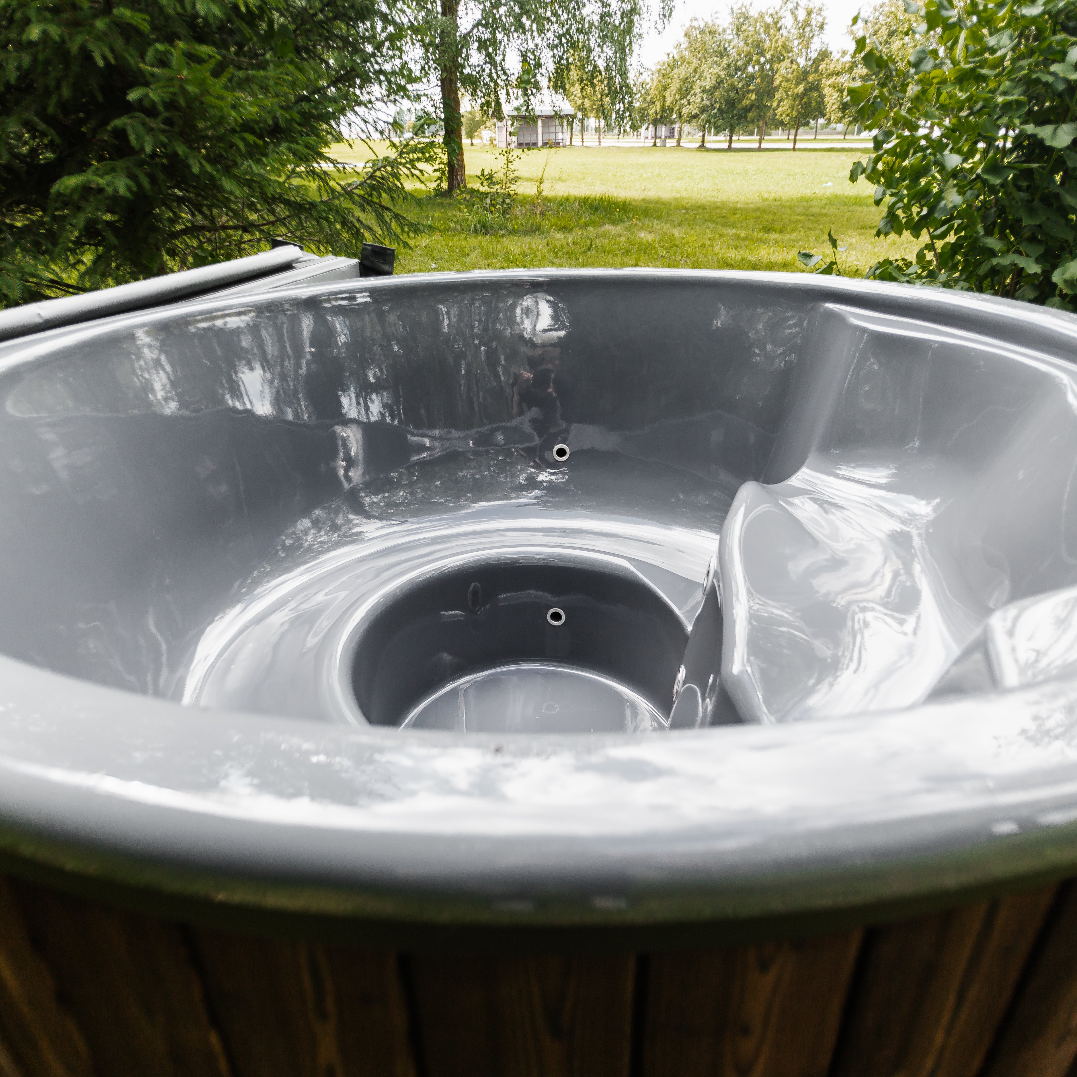 Mande Spa USA MWT4 Wood-Fired Hot Tub