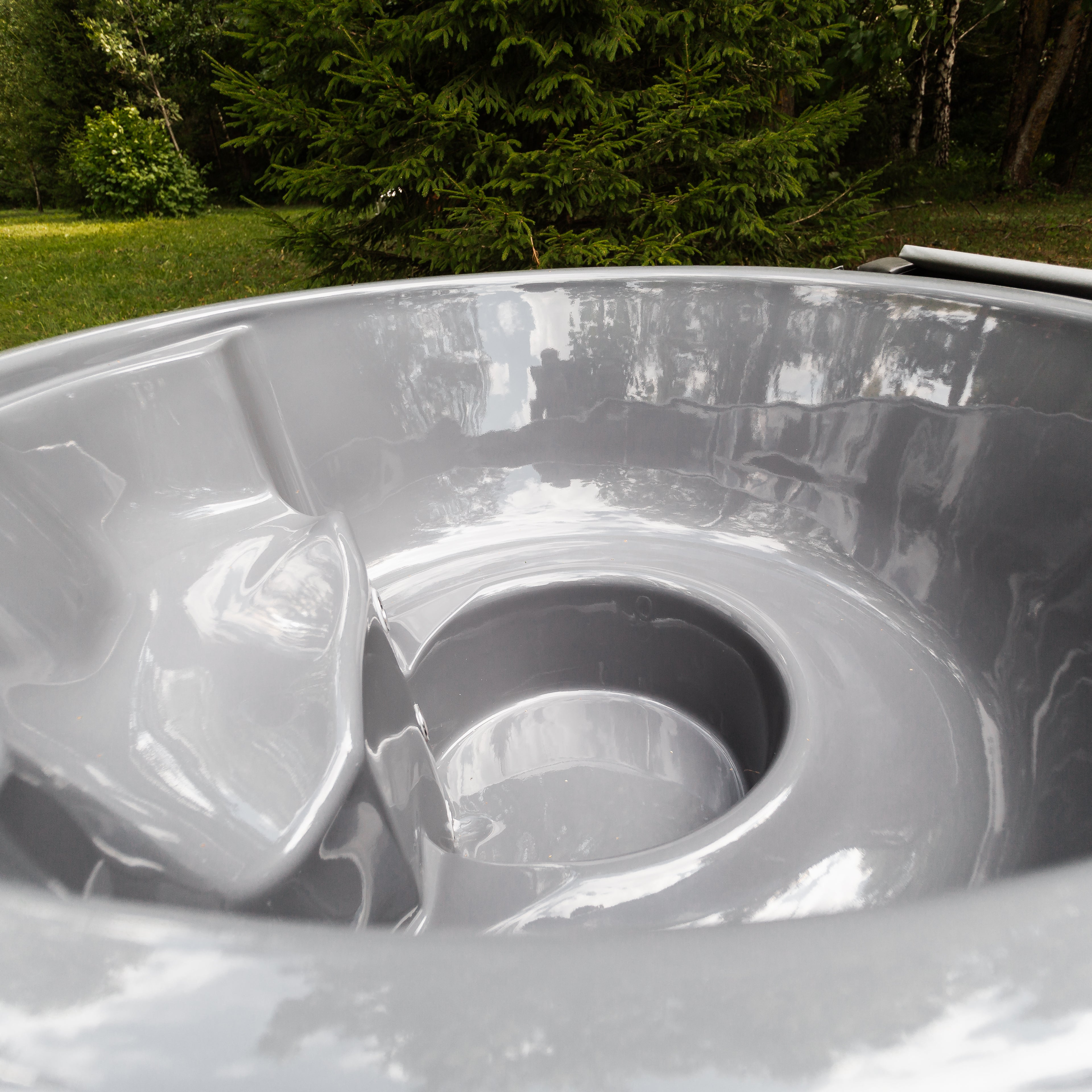 Mande Spa USA MWT4 Wood-Fired Hot Tub