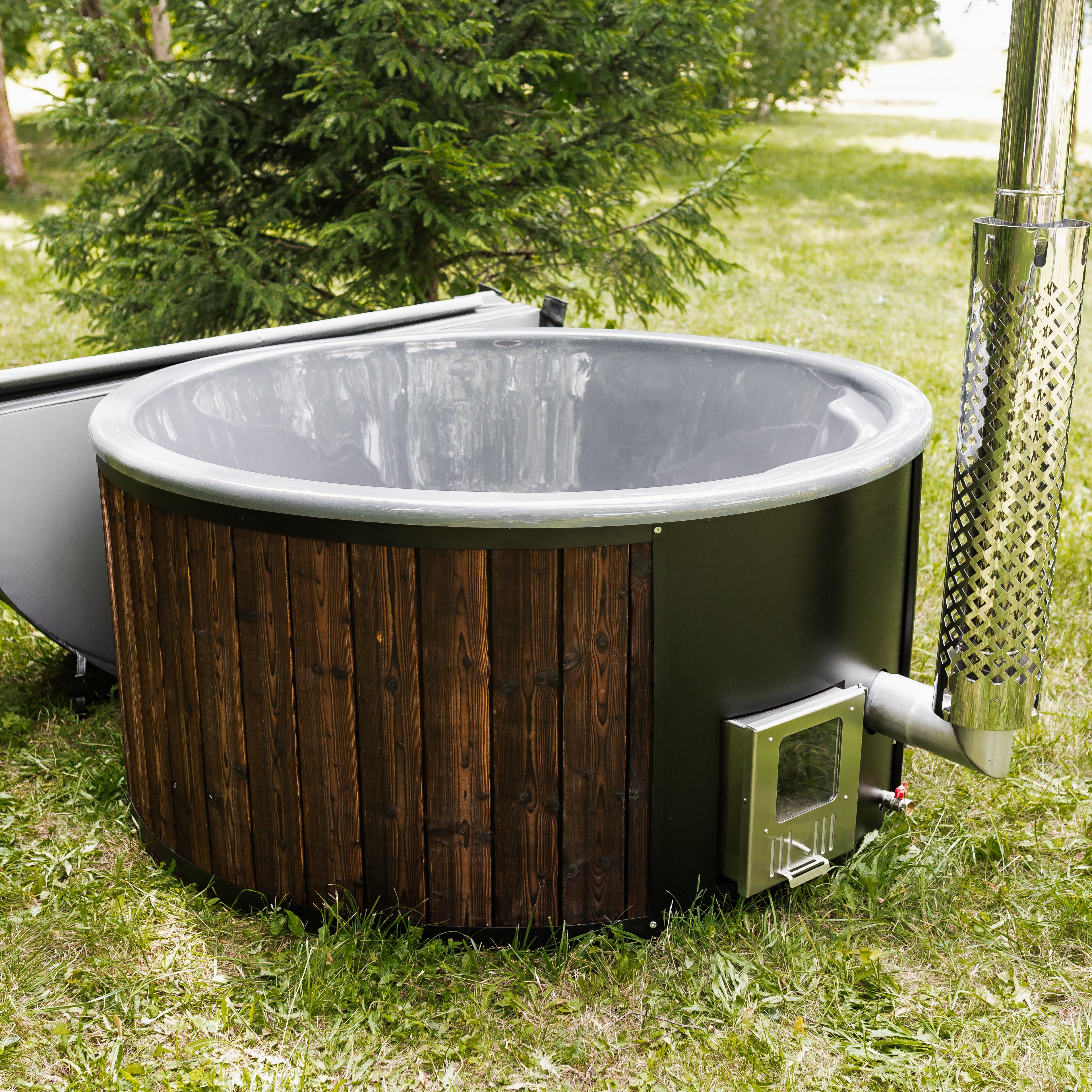 Mande Spa USA MWT4 Wood-Fired Hot Tub