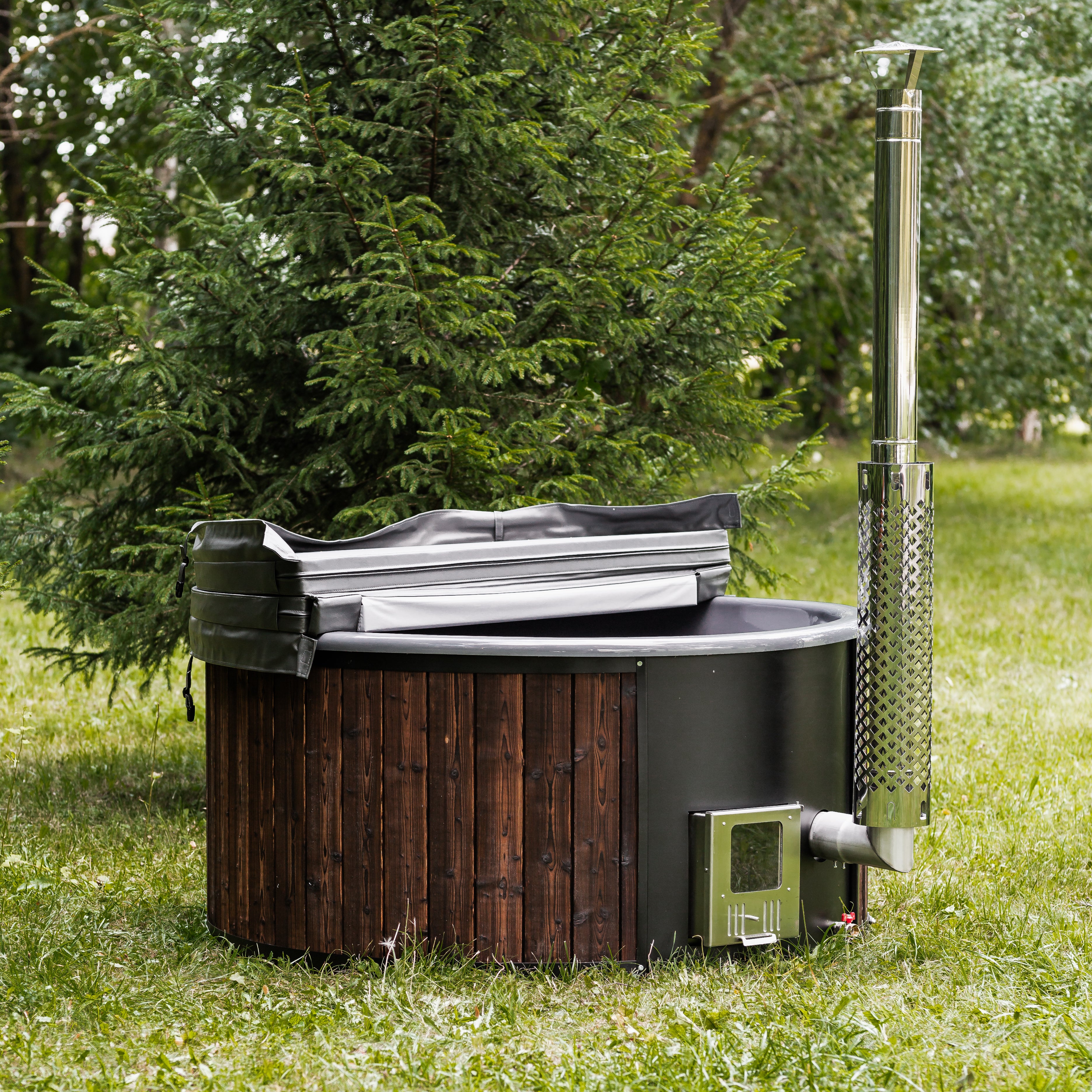 Mande Spa USA MWT4 Wood-Fired Hot Tub