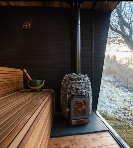 HUUM HIVE Wood 17 — Wood-Fired Sauna Stove (17kW)