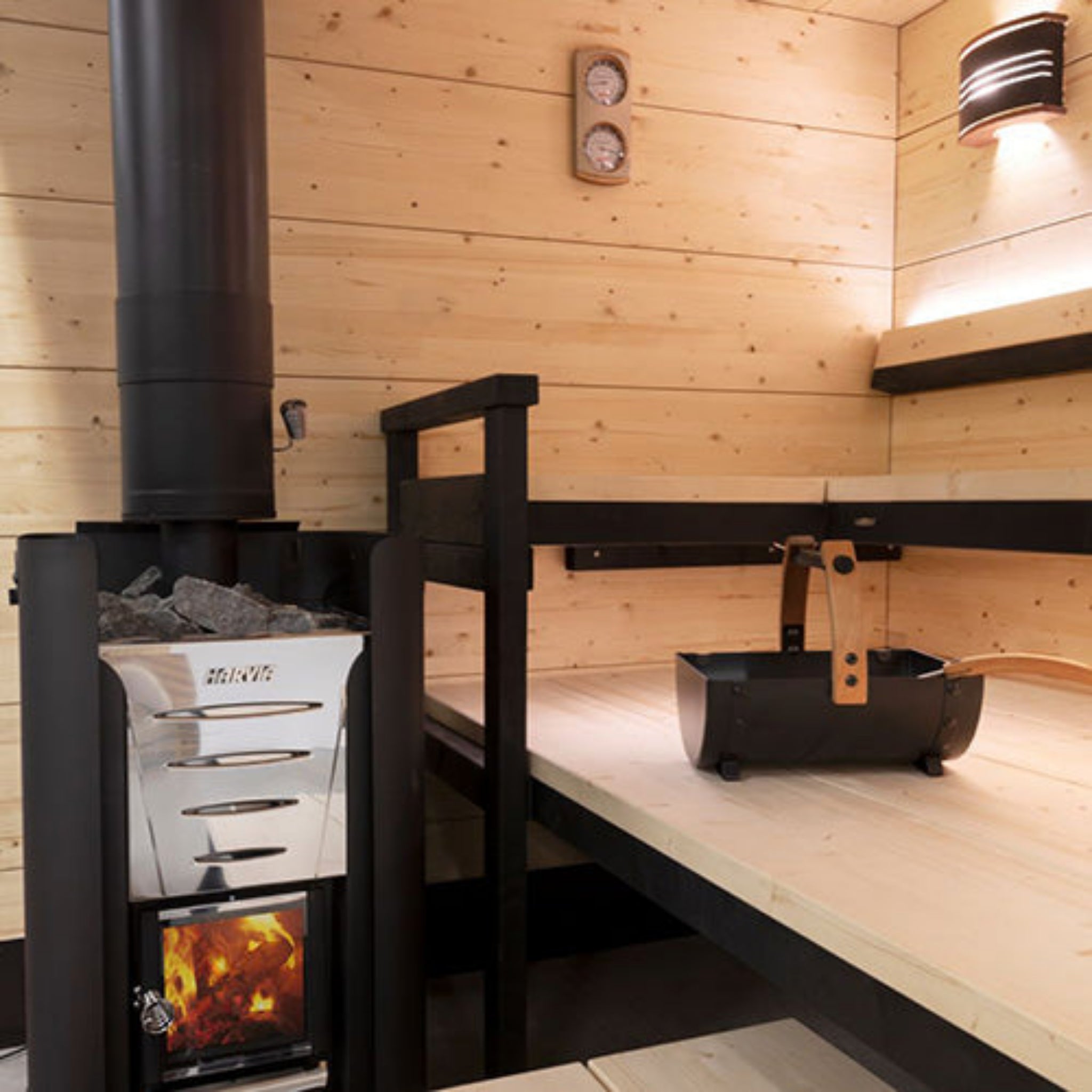 Harvia Legend Sauna Bucket (Black Steel & Thermo-Aspen Handle)